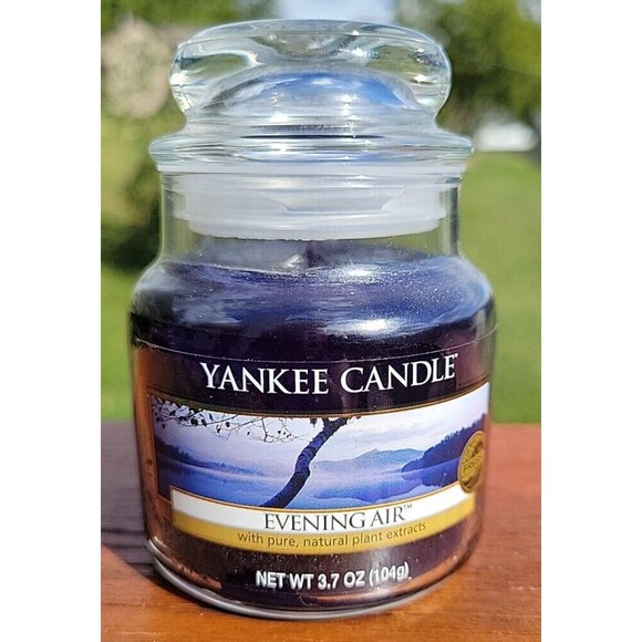 Yankee Candle Evening Air 3.7 oz Scented Candle Small Jar Discontinued HTF - Picture 8 of 8